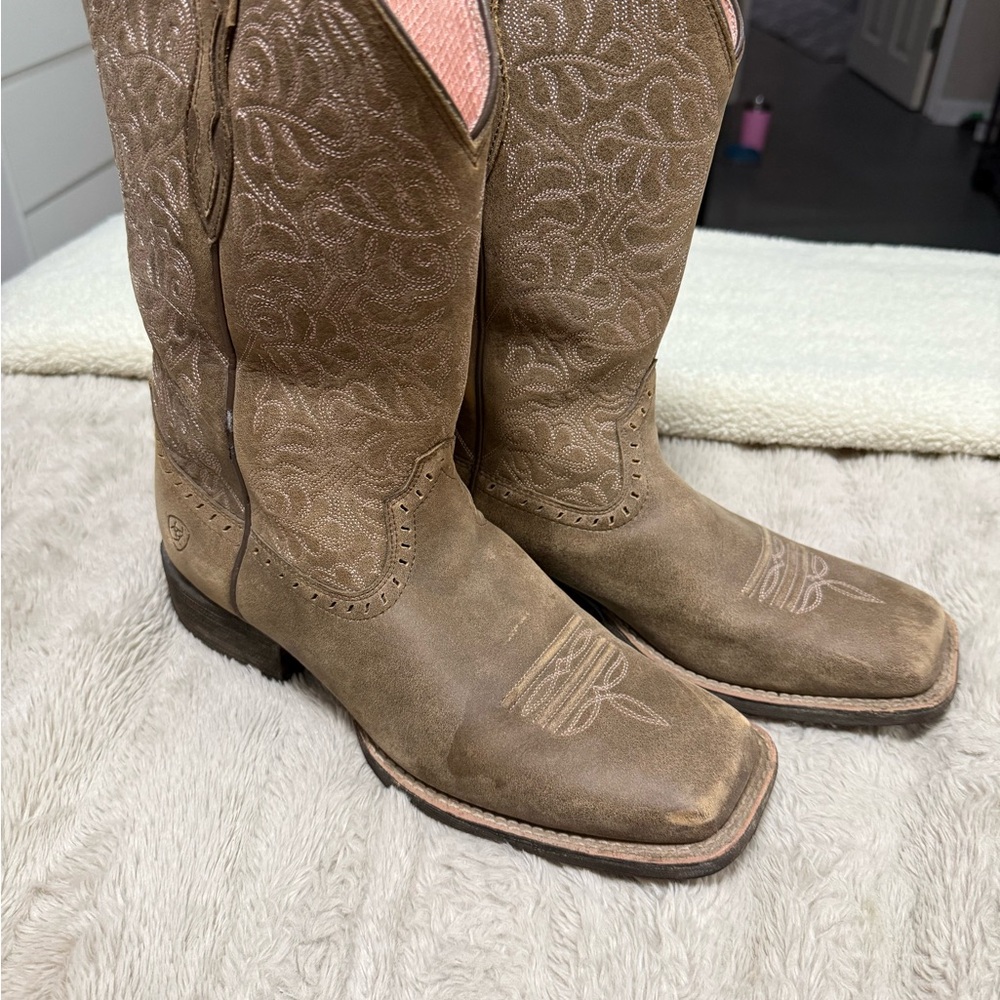 Ariat Textured Leather Boots